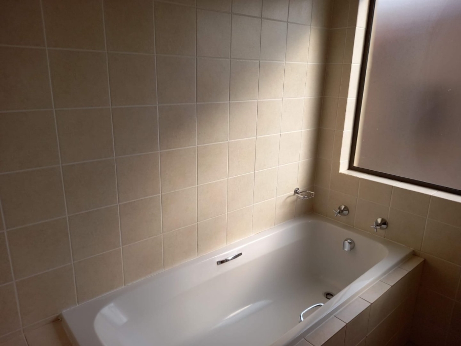 2 Bedroom Property for Sale in Lilyvale S H Free State